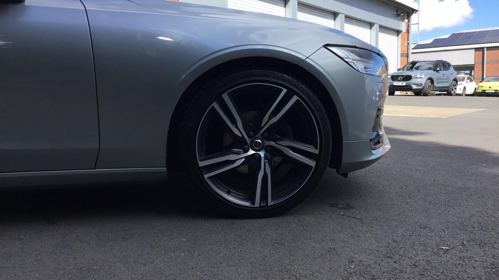 Volvo S90 Image 17