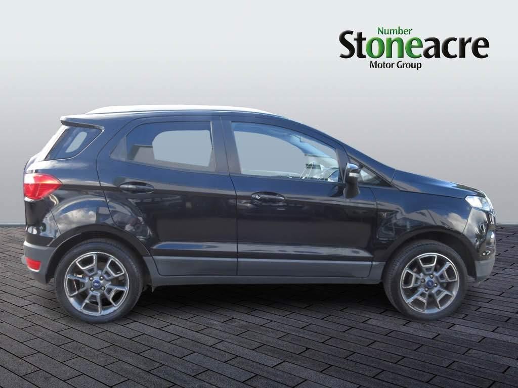 Ford EcoSport Image 2