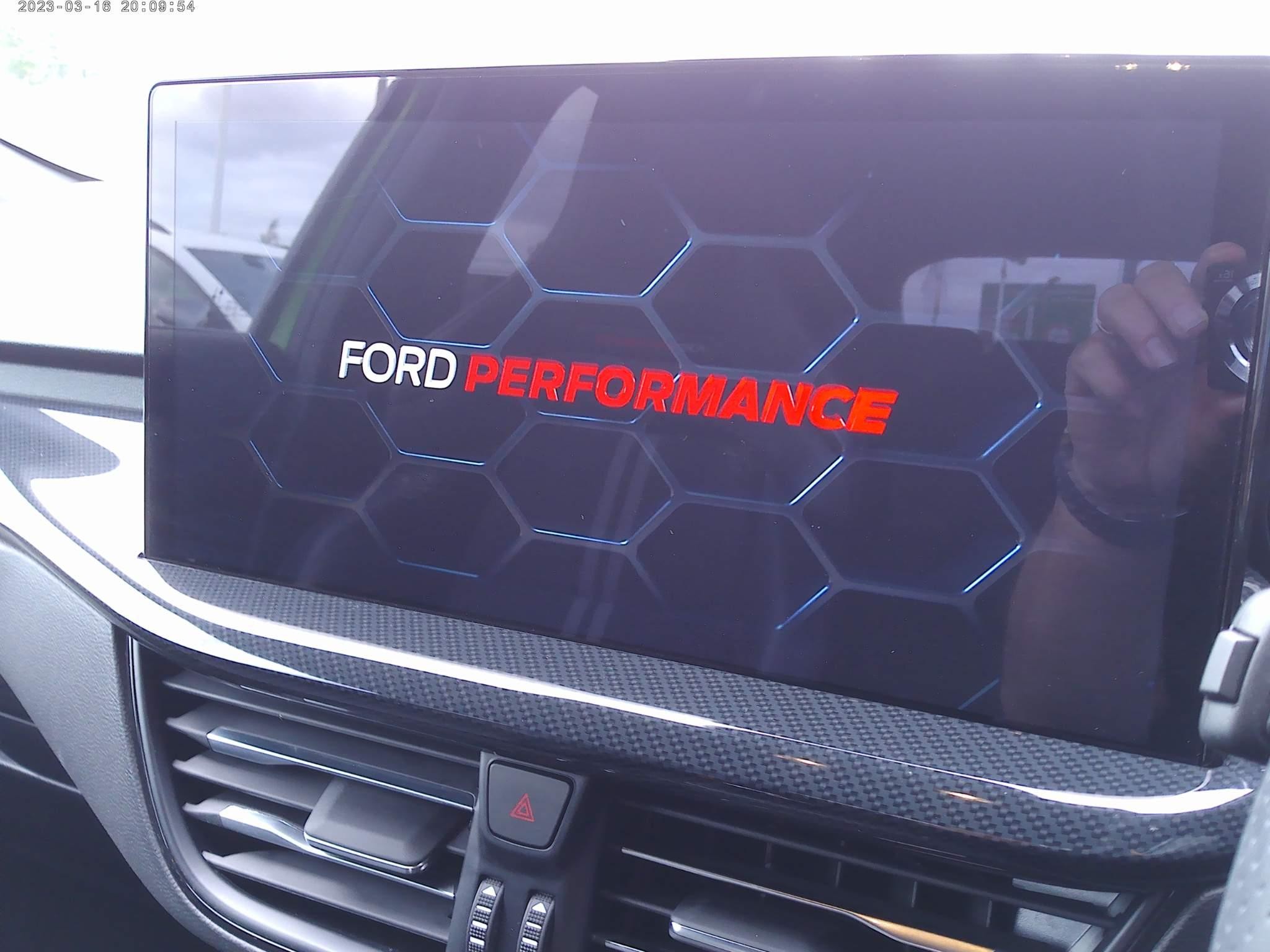 Ford Focus Image 15