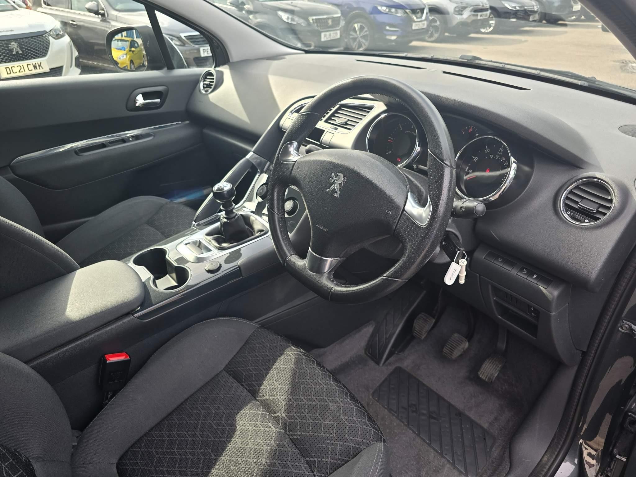 Peugeot 3008 Image 10