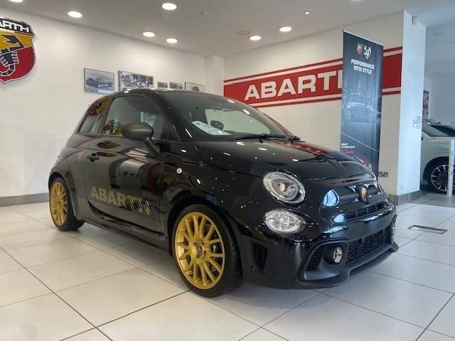 Abarth 695 Image 1