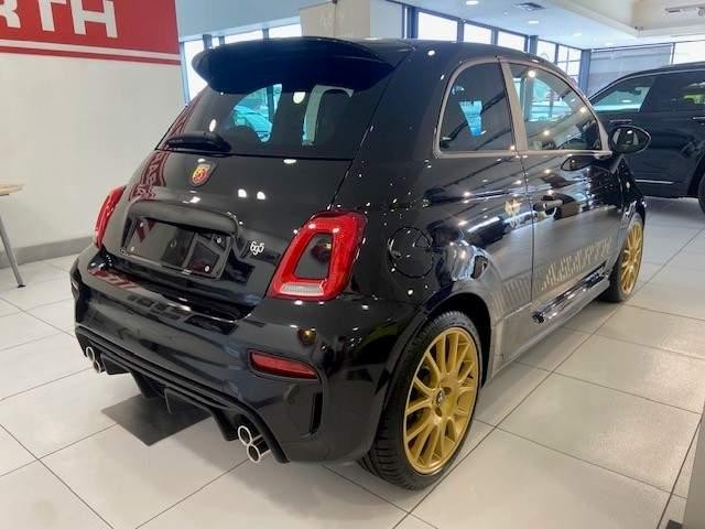 Abarth 695 Image 2