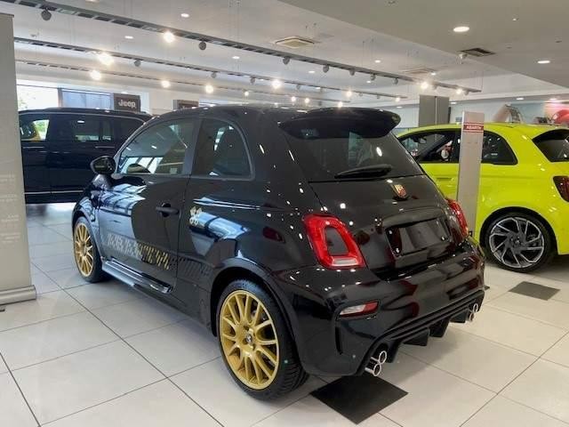 Abarth 695 Image 3