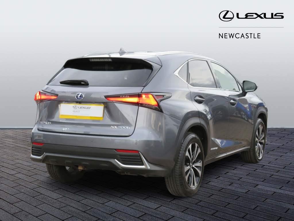 Lexus NX Image 5