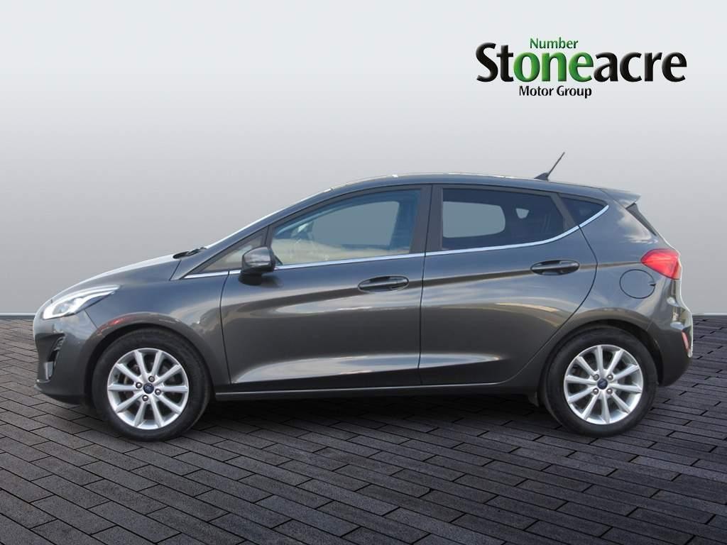 Ford Fiesta Image 6