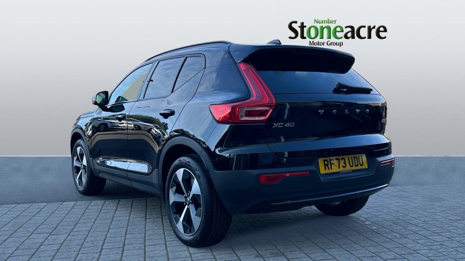 Volvo XC40 Image 2