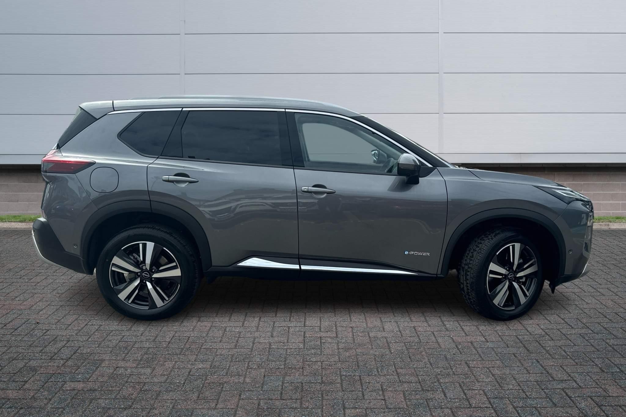 Nissan X-Trail Image 2