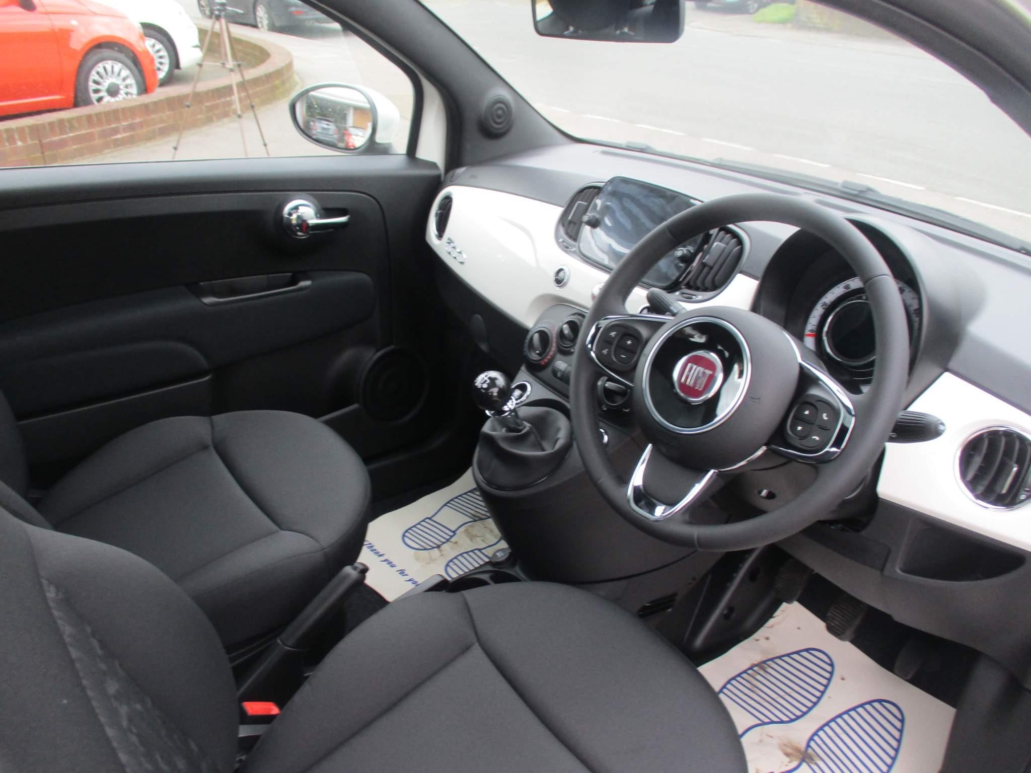 Fiat 500 Hybrid Image 11