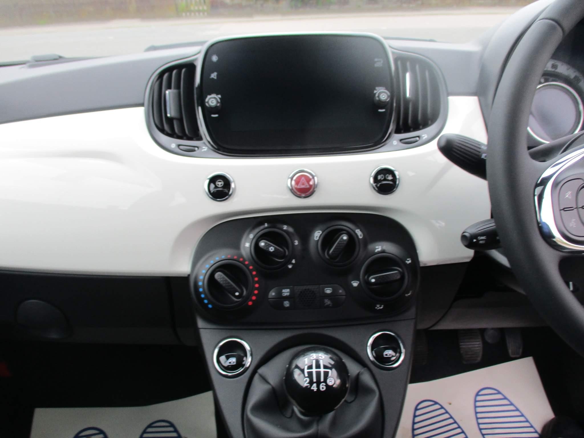 Fiat 500 Hybrid Image 14