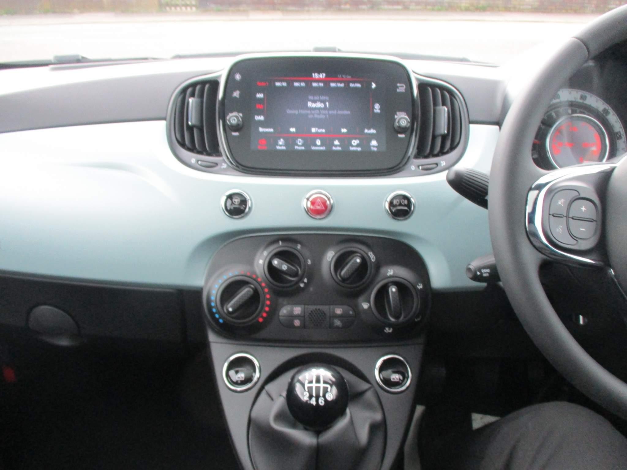 Fiat 500 Hybrid Image 14