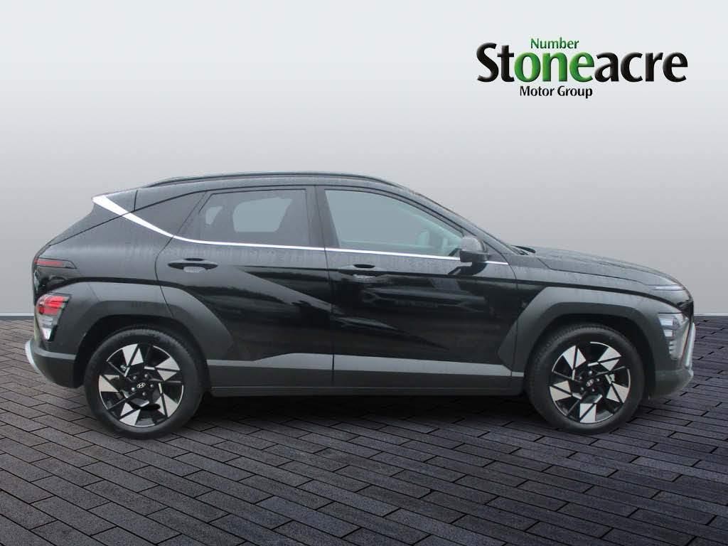 Hyundai KONA Image 2