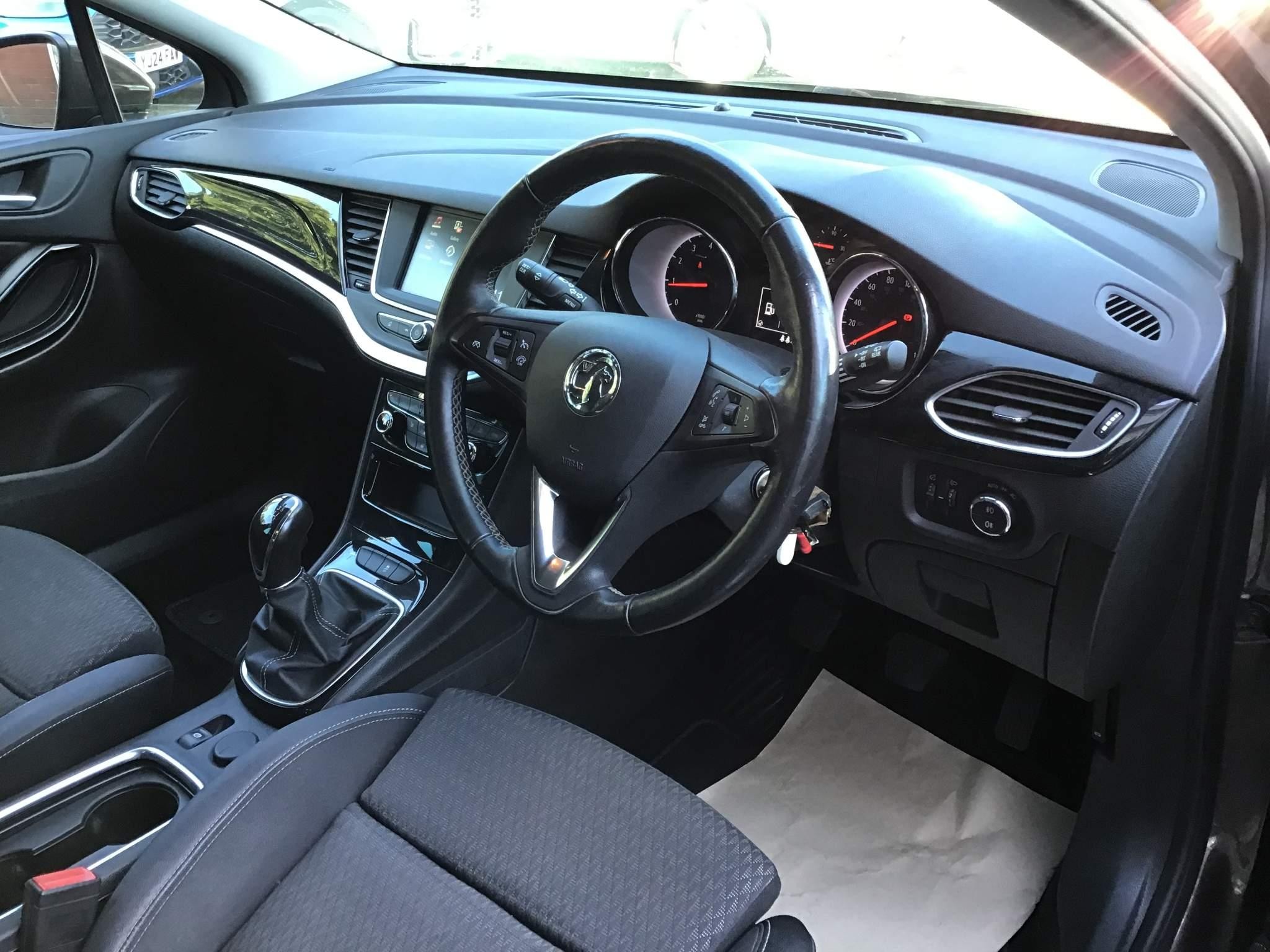 Vauxhall Astra Image 11