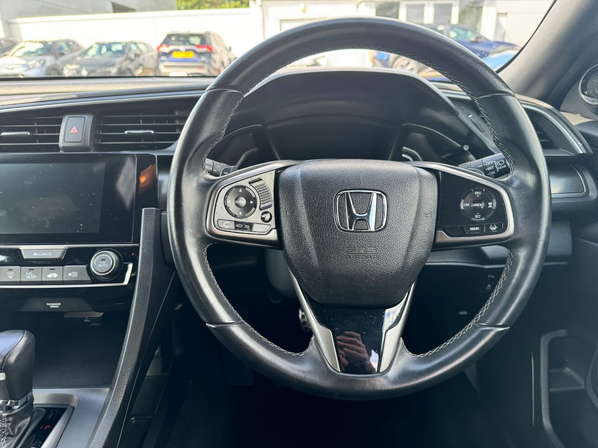 Honda Civic Image 17