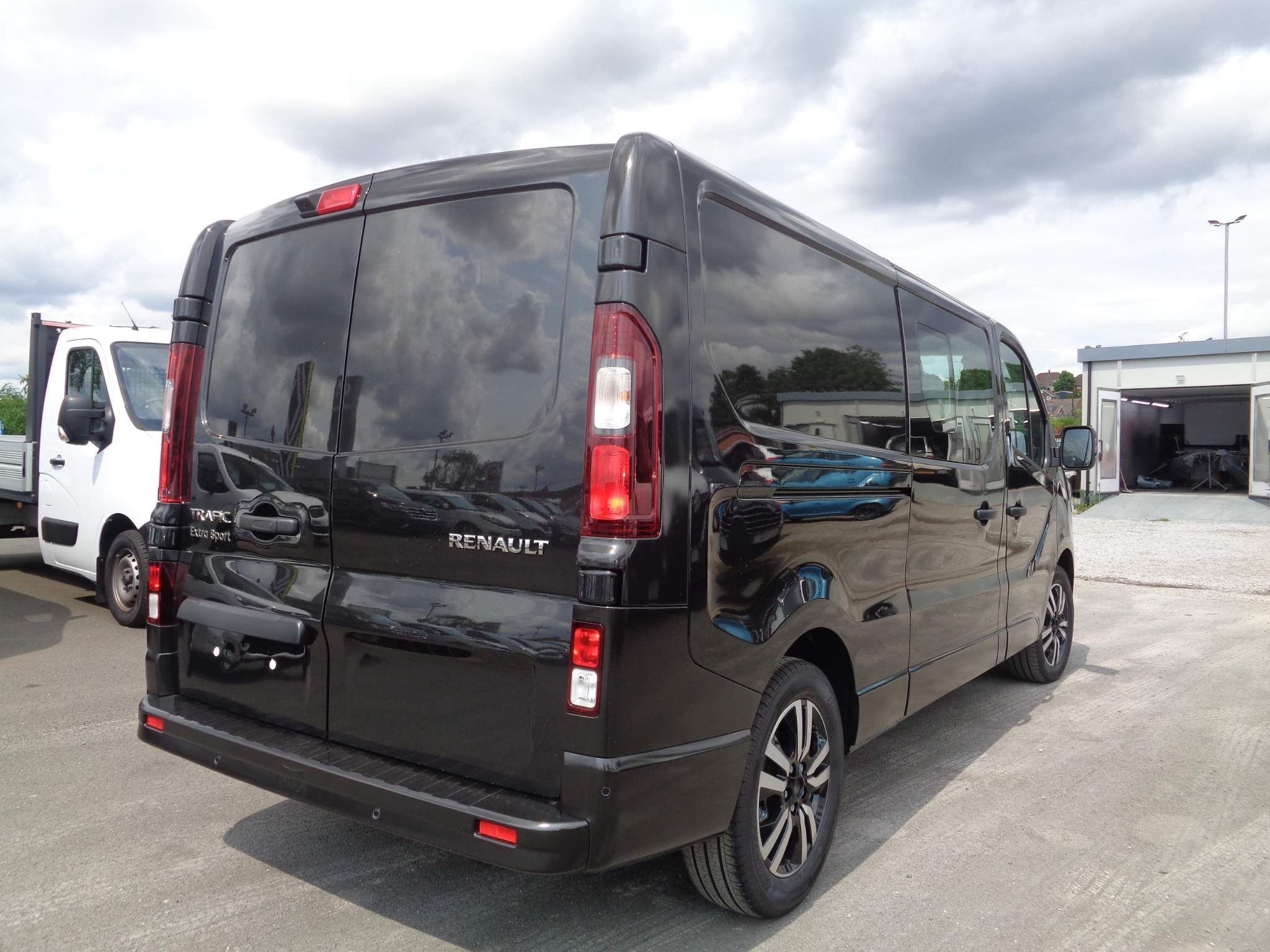 Renault Trafic Image 3