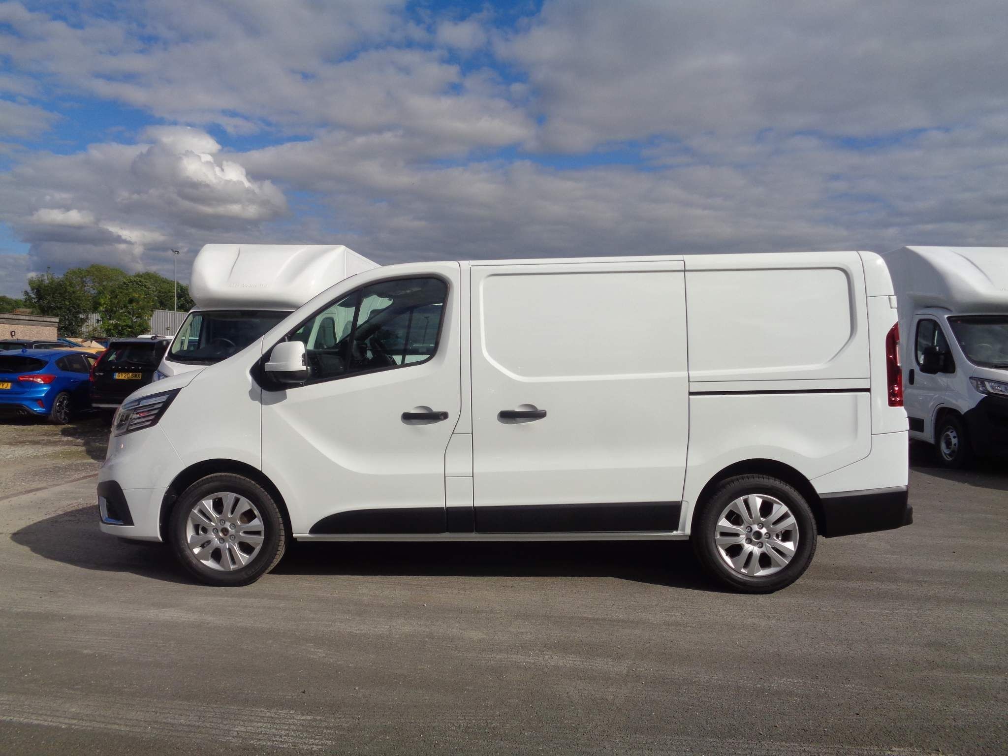 Renault Trafic Image 6