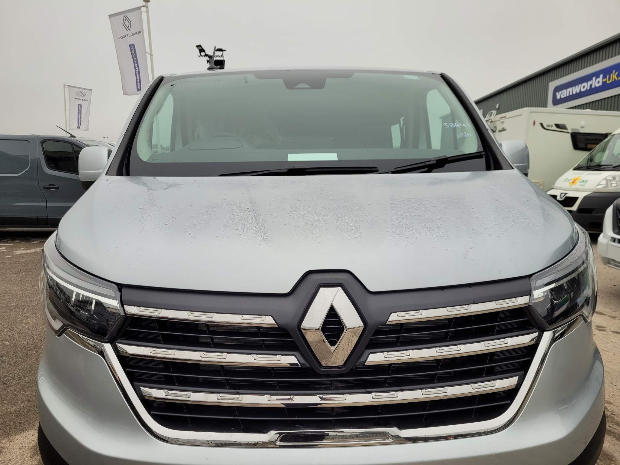 Renault Trafic Image 7