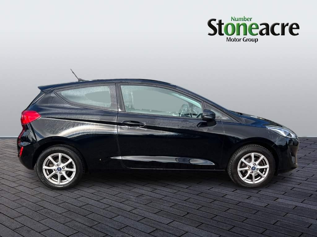 Ford Fiesta Image 2