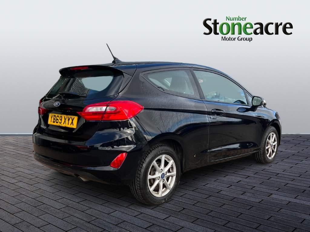 Ford Fiesta Image 3