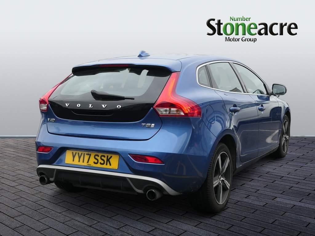 Volvo V40 Image 3