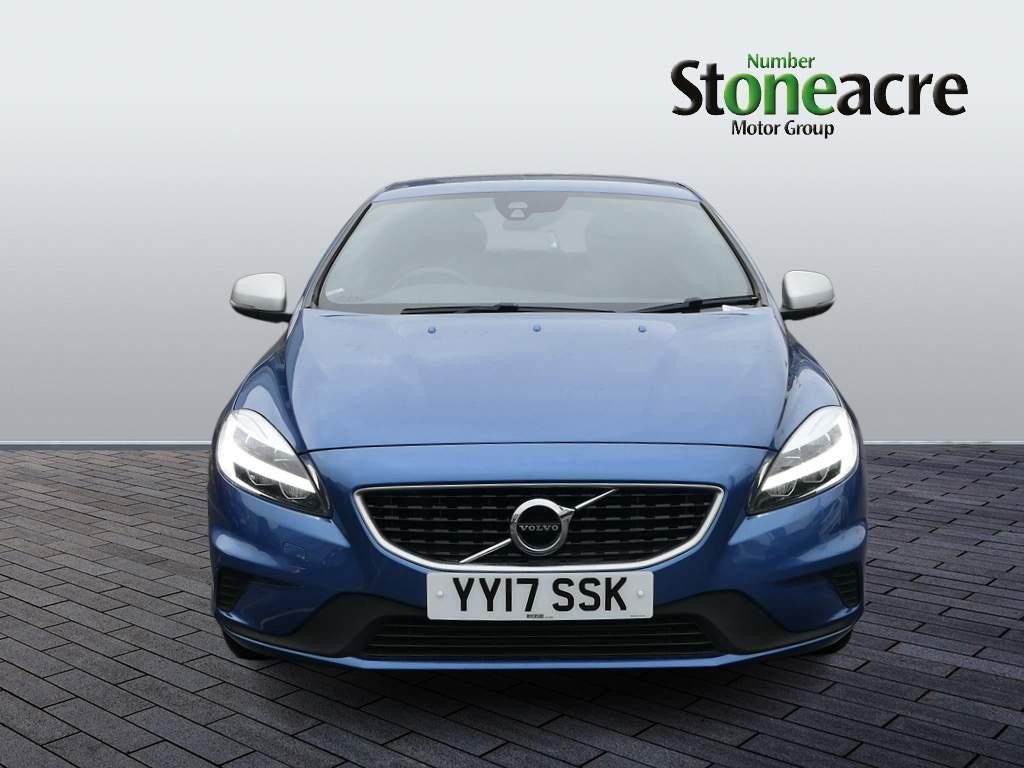 Volvo V40 Image 8