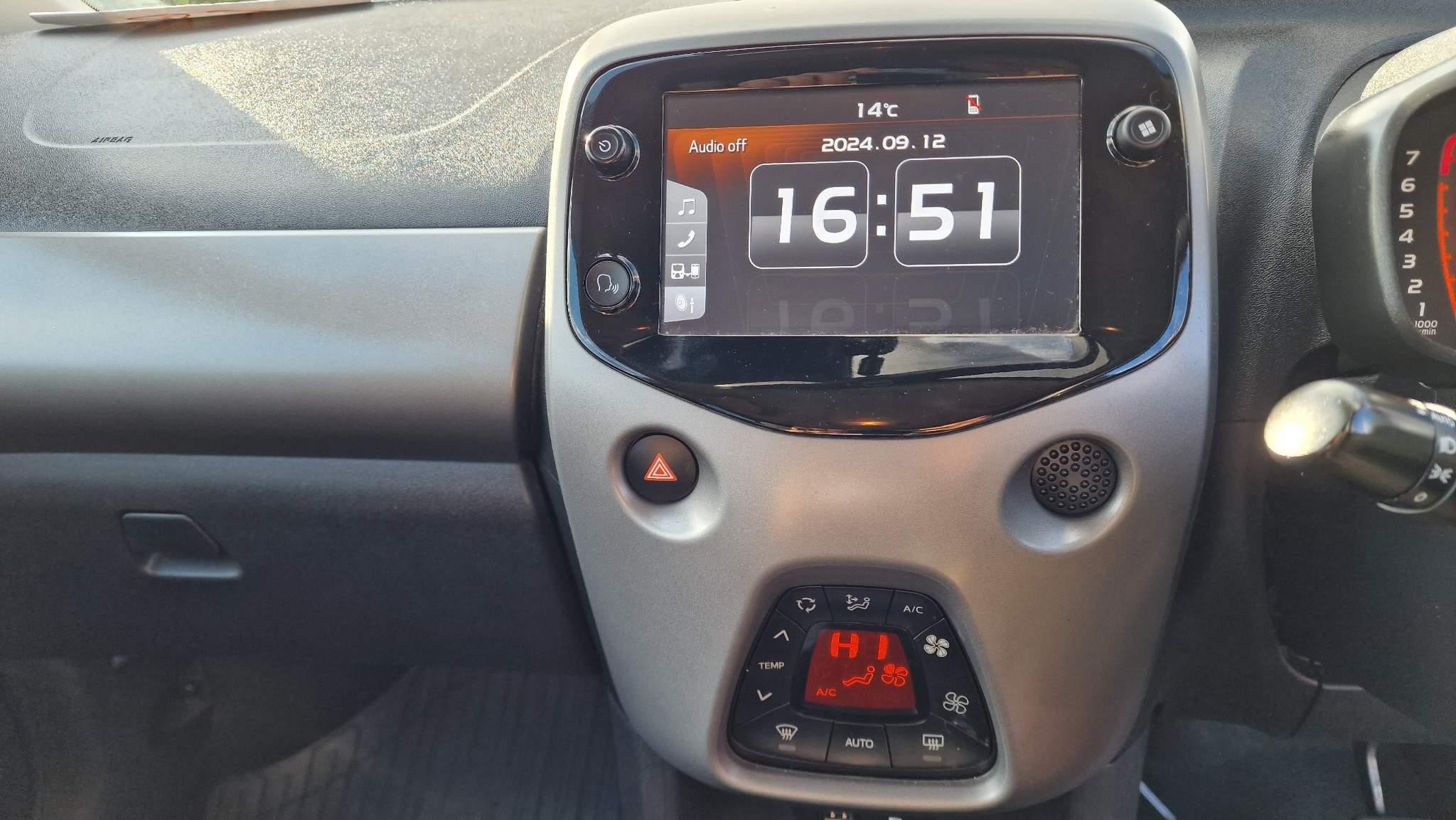 Toyota Aygo Image 17