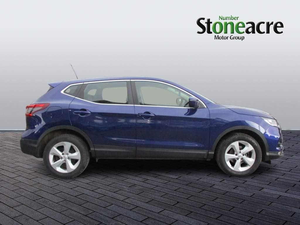 Nissan Qashqai Image 2