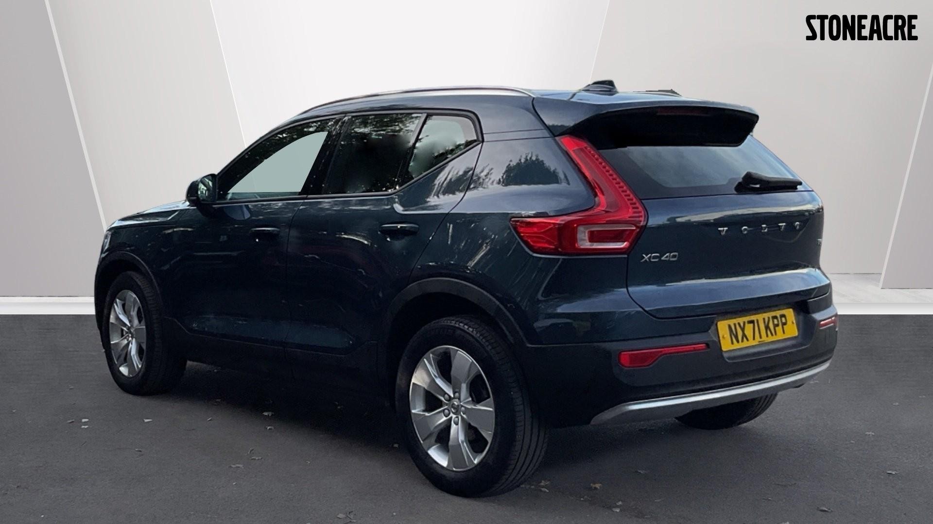 Volvo XC40 Image 2