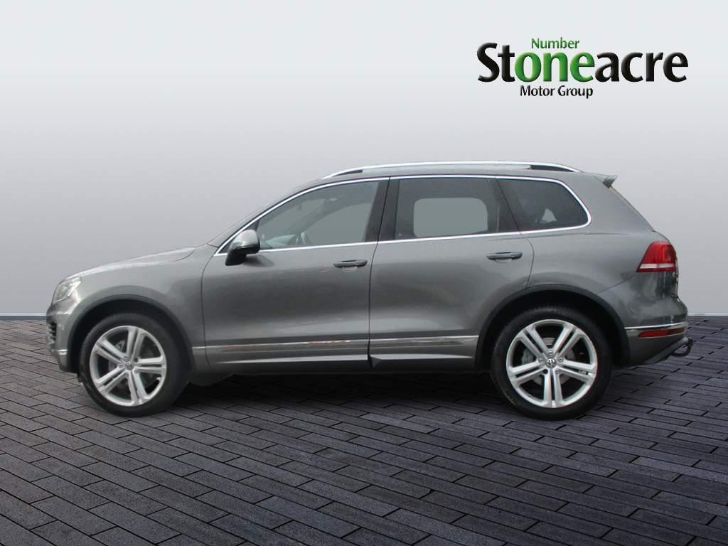 Volkswagen Touareg Image 5