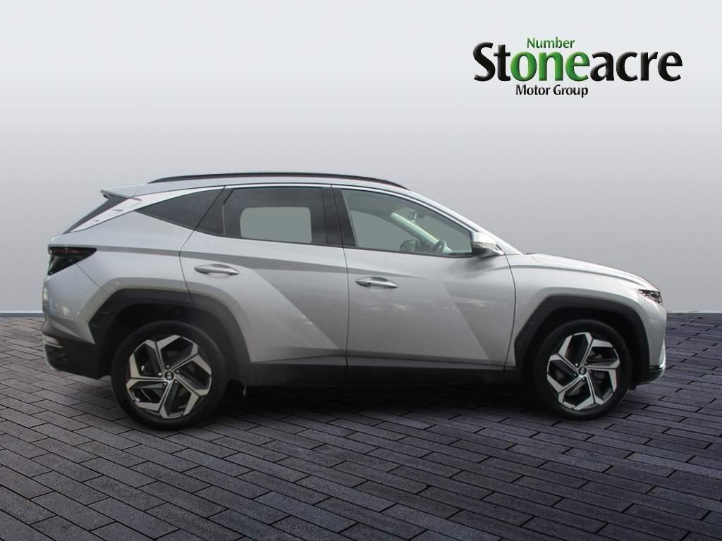 Hyundai TUCSON Image 2