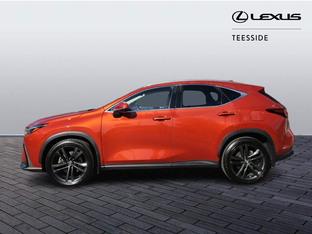 Lexus NX Image 8