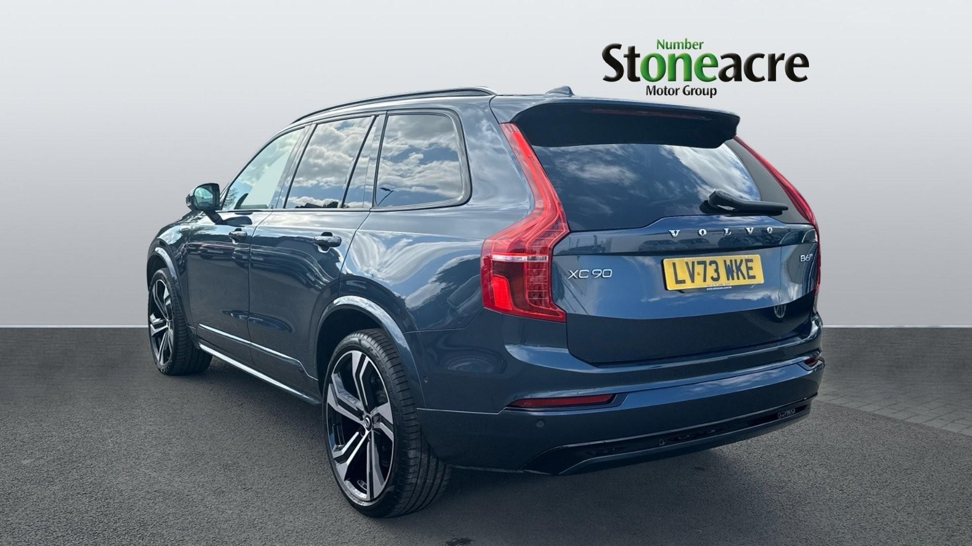 Volvo XC90 Image 2