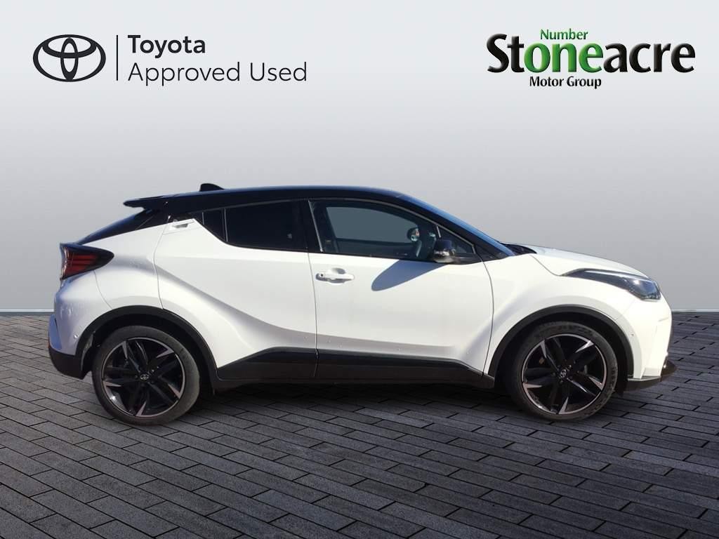 Toyota C-HR Image 4