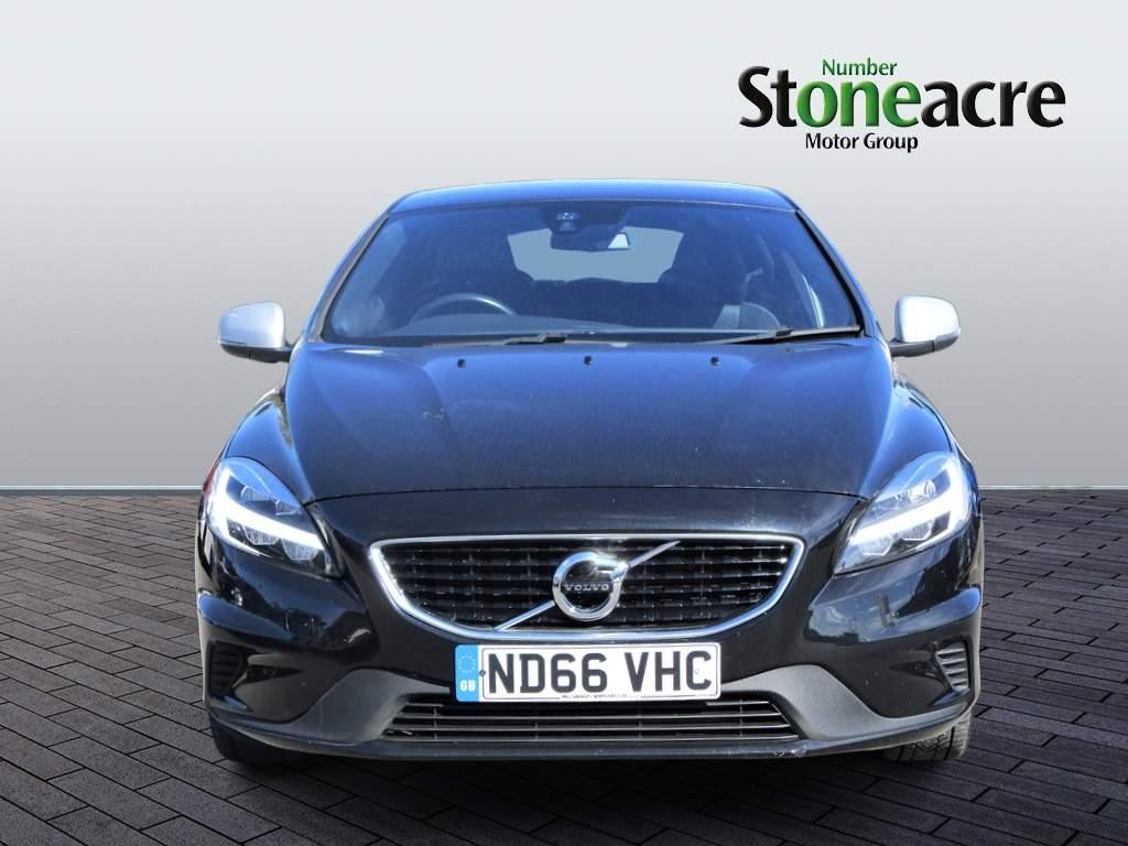 Volvo V40 Image 8