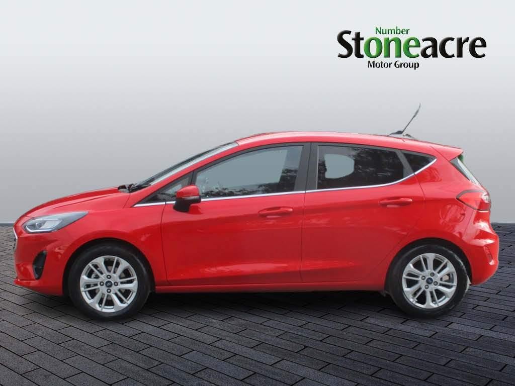 Ford Fiesta Image 6