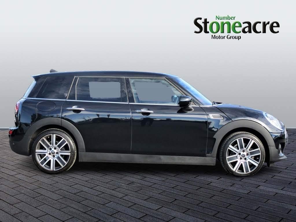 MINI Clubman Image 2