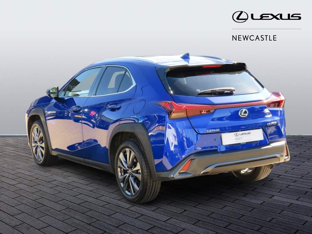 Lexus UX Self-Charging Hybrid Image 7