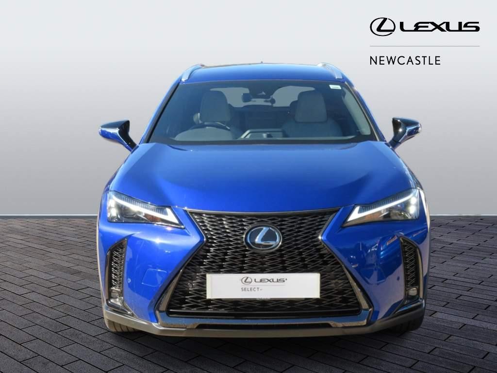 Lexus UX Self-Charging Hybrid Image 10