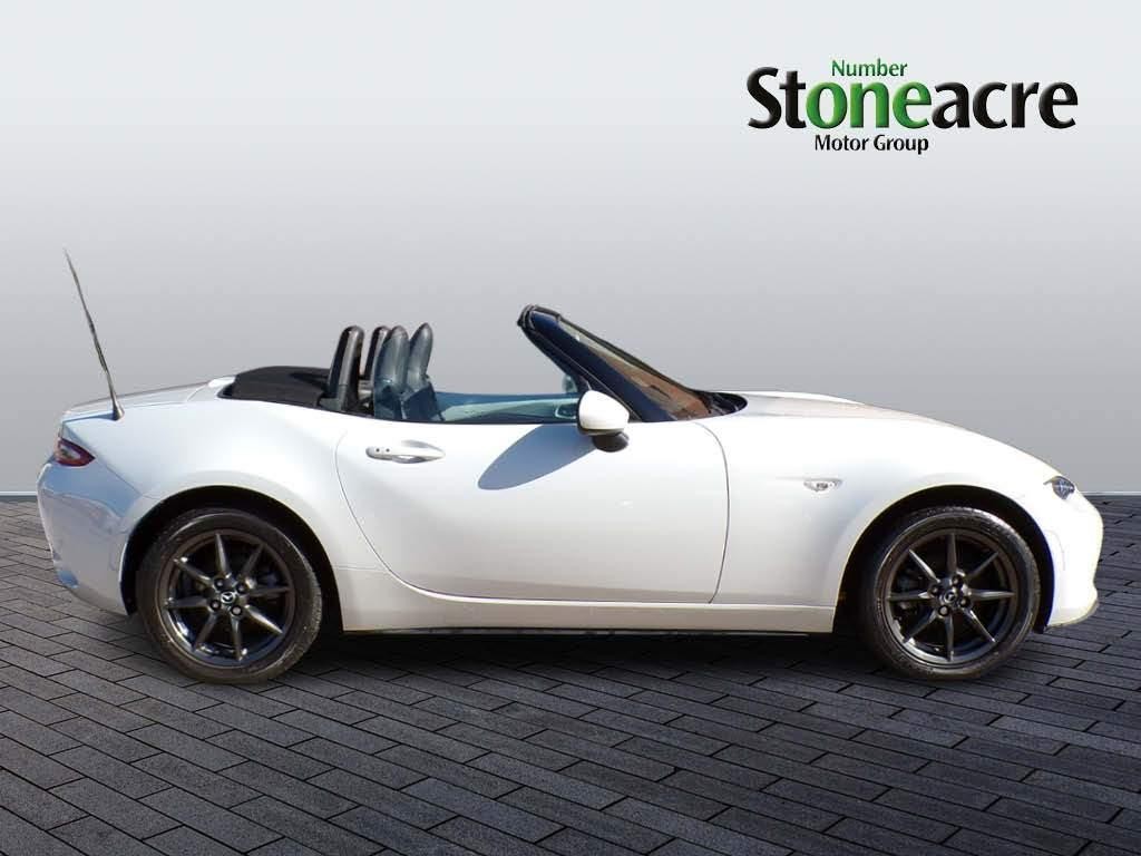 Mazda MX-5 Image 2