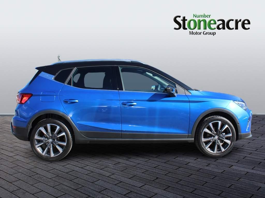 SEAT Arona Image 2