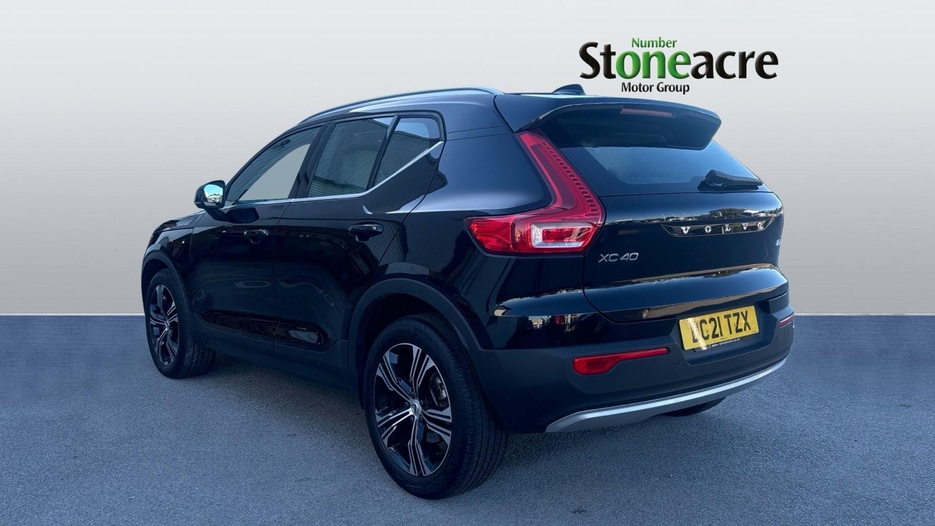 Volvo XC40 Image 2