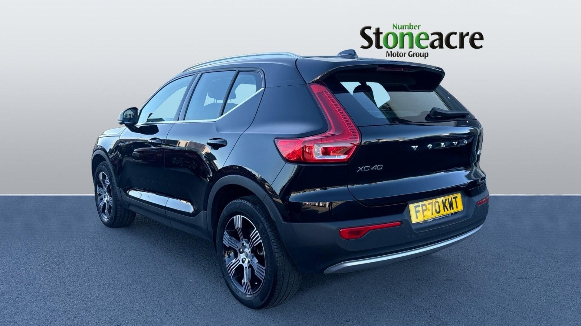 Volvo XC40 Image 2