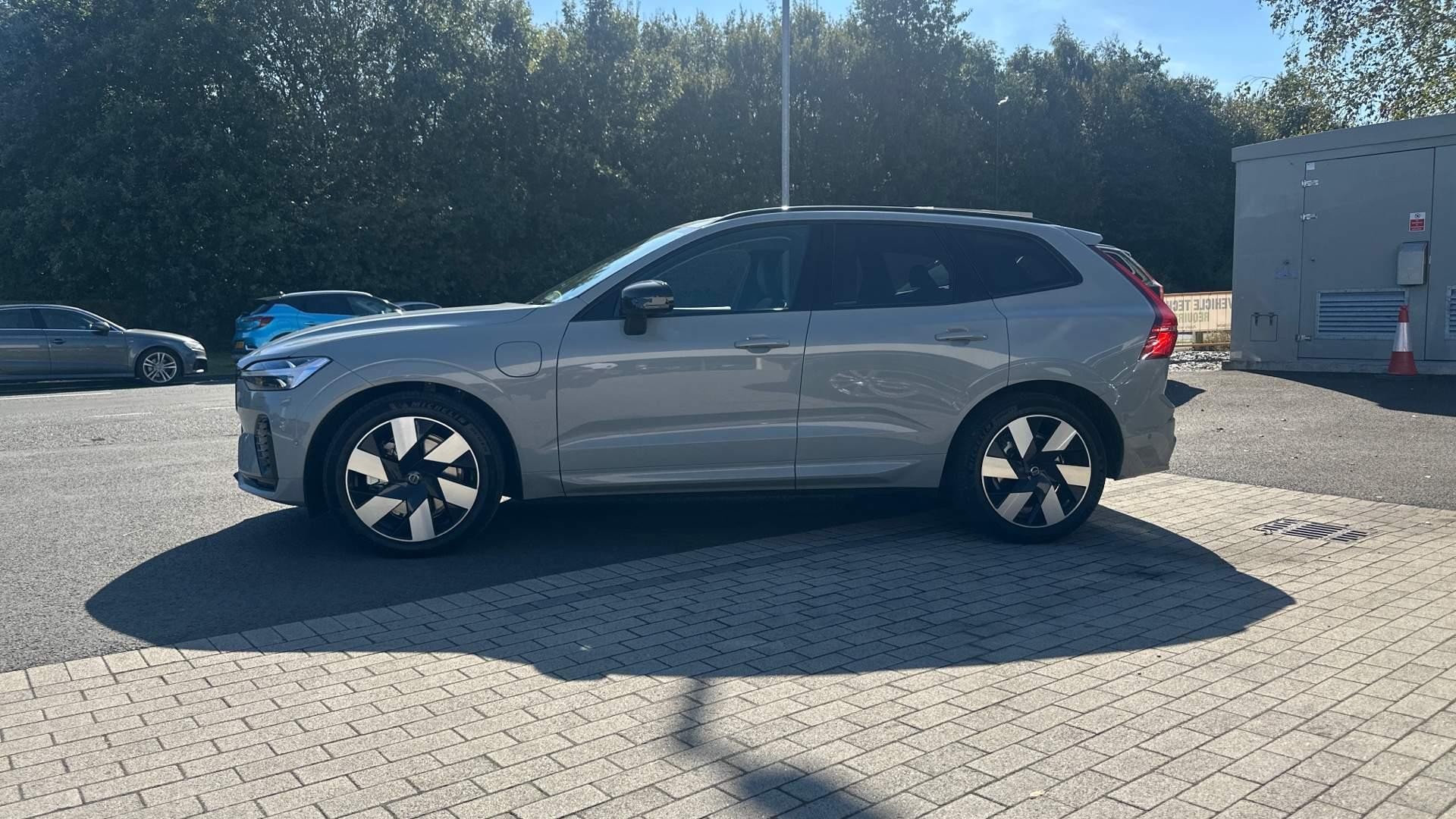 Volvo XC60 Image 8