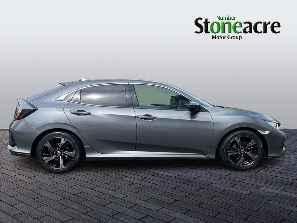 Honda Civic Image 2