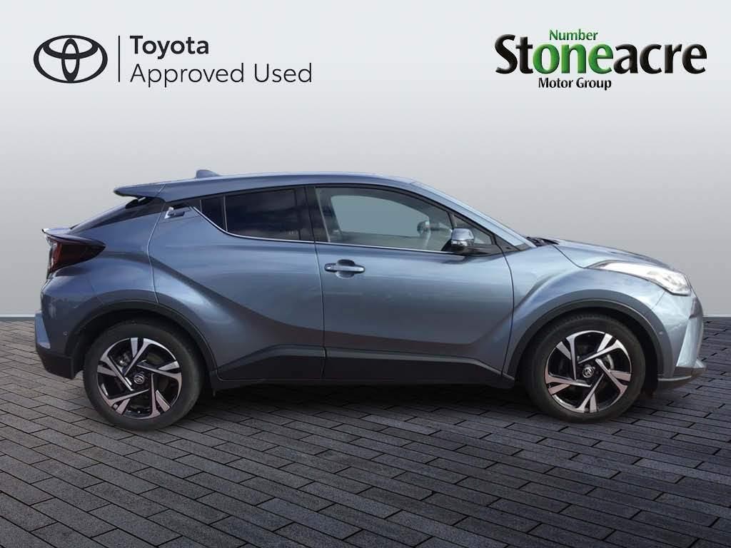 Toyota C-HR Image 4