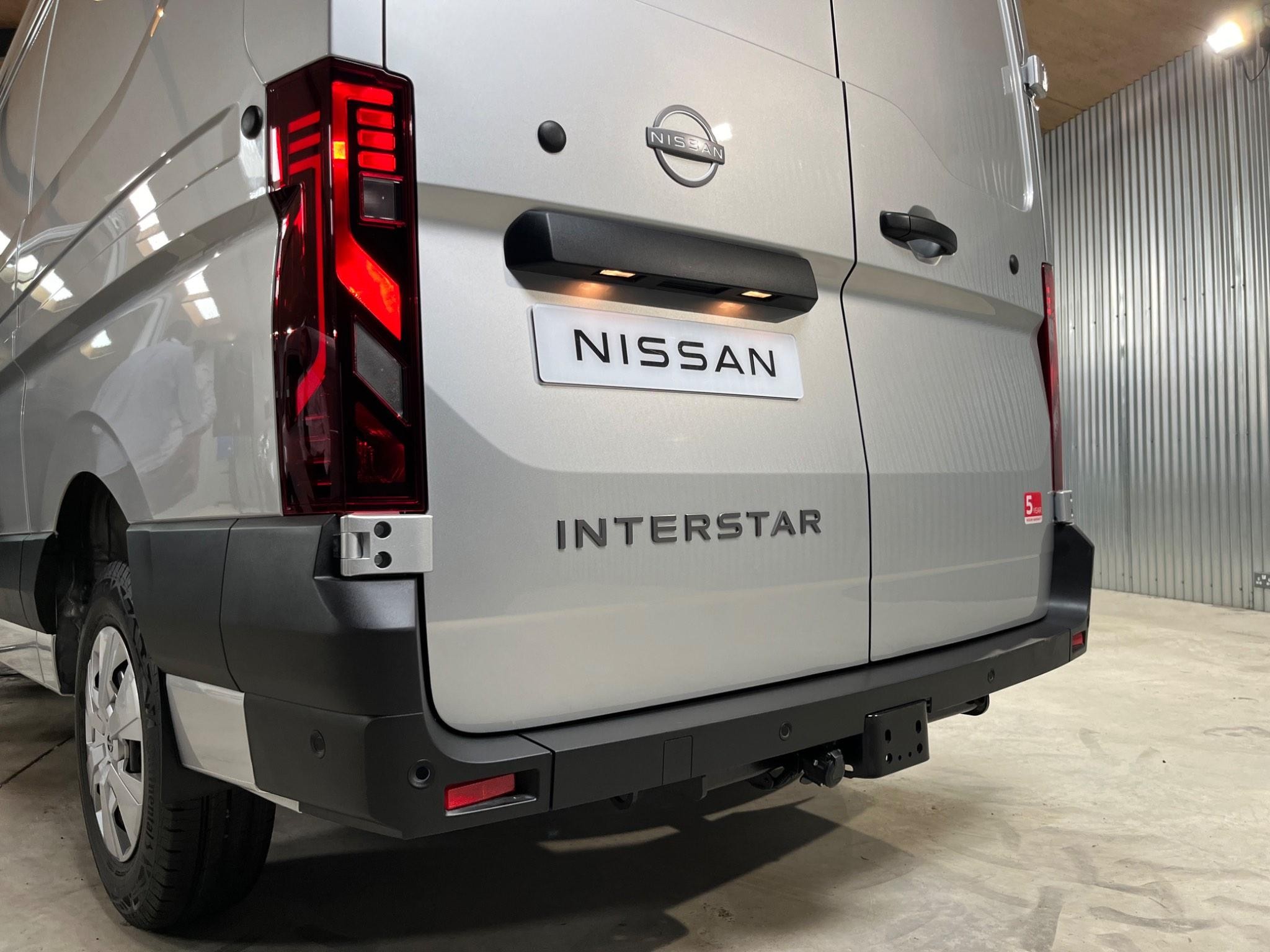 Nissan Interstar Image 7