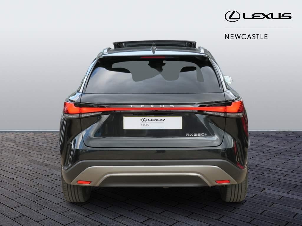 Lexus RX Image 6