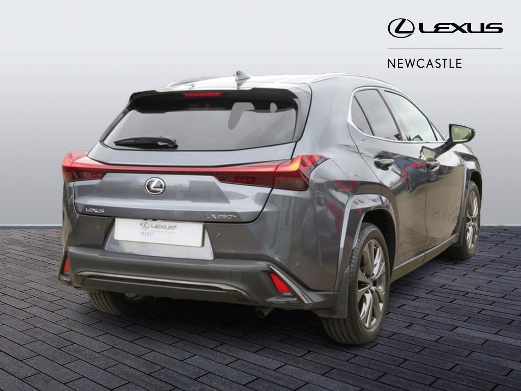 Lexus UX Image 5