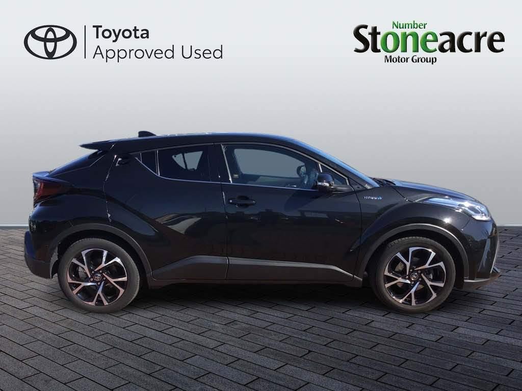 Toyota C-HR Image 4