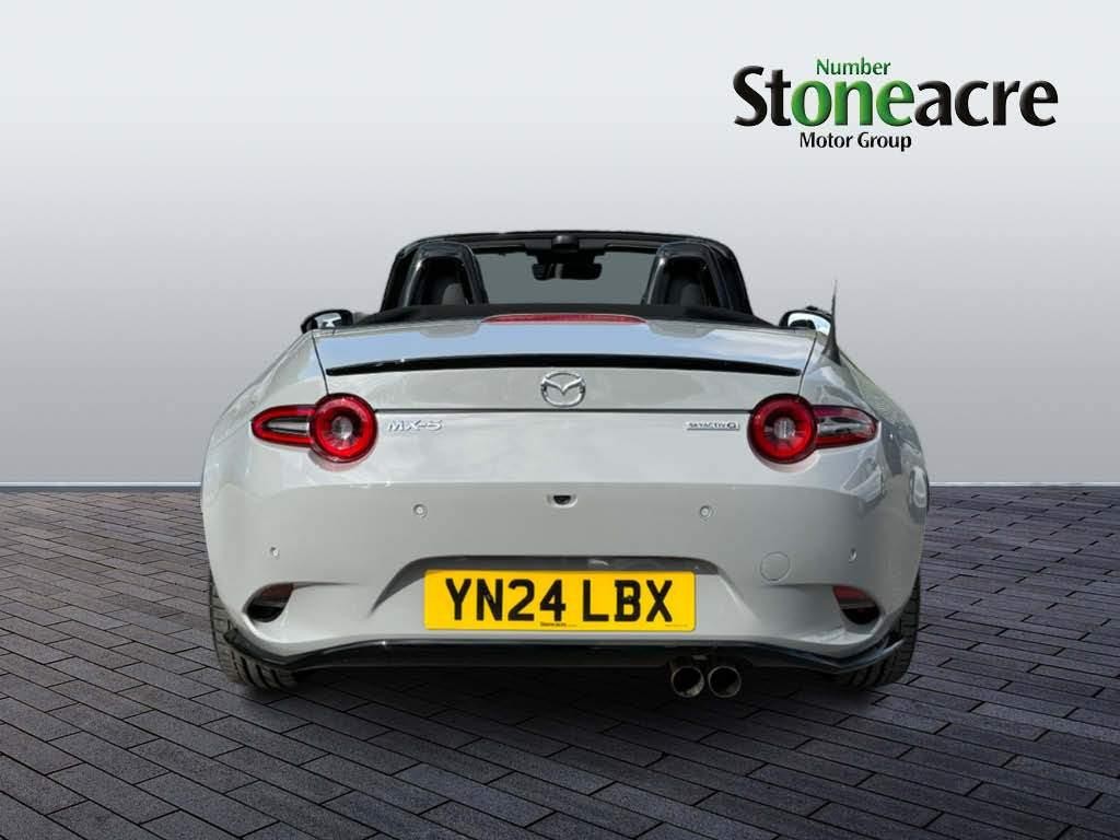 Mazda MX-5 Image 4