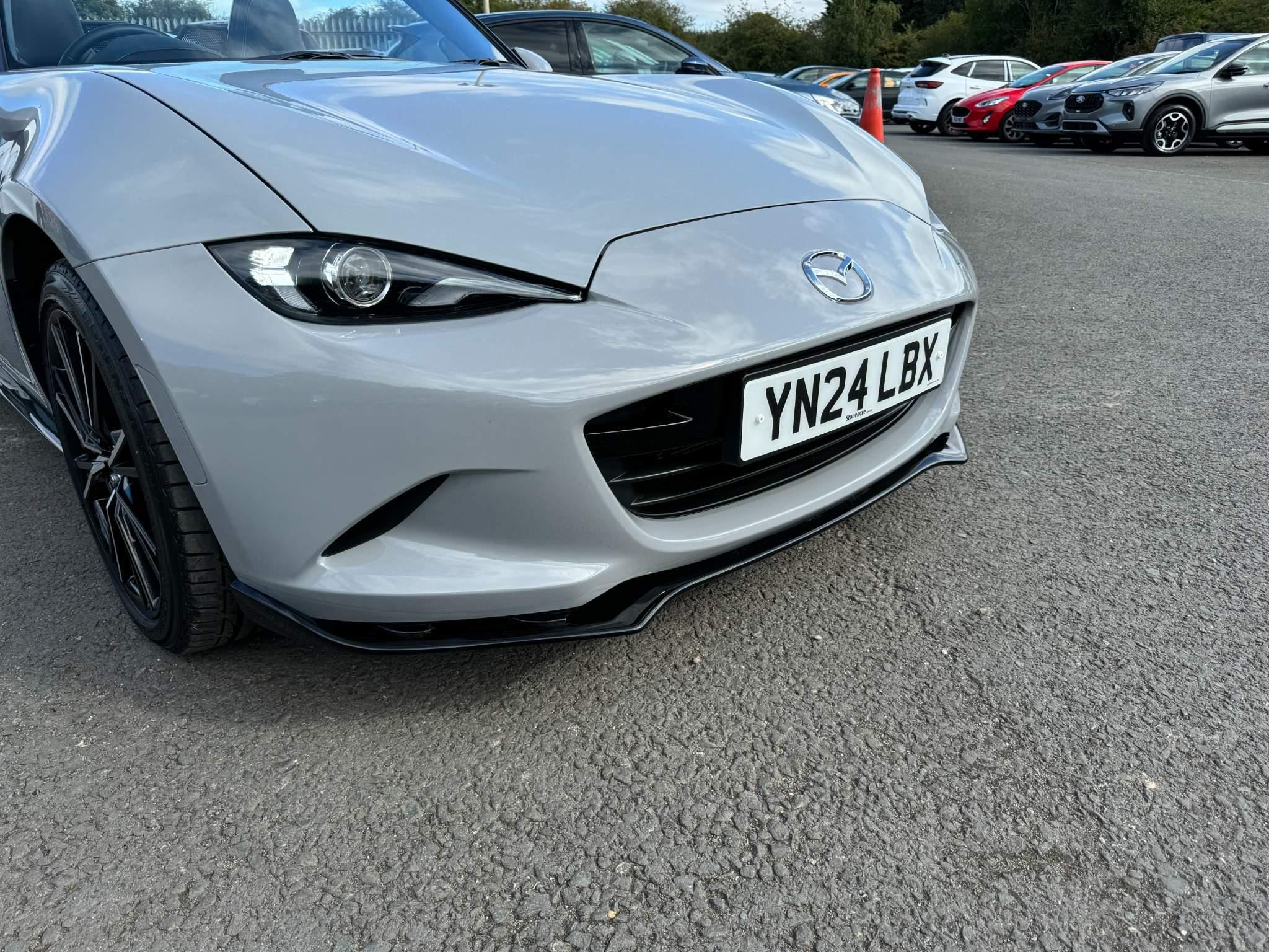 Mazda MX-5 Image 9